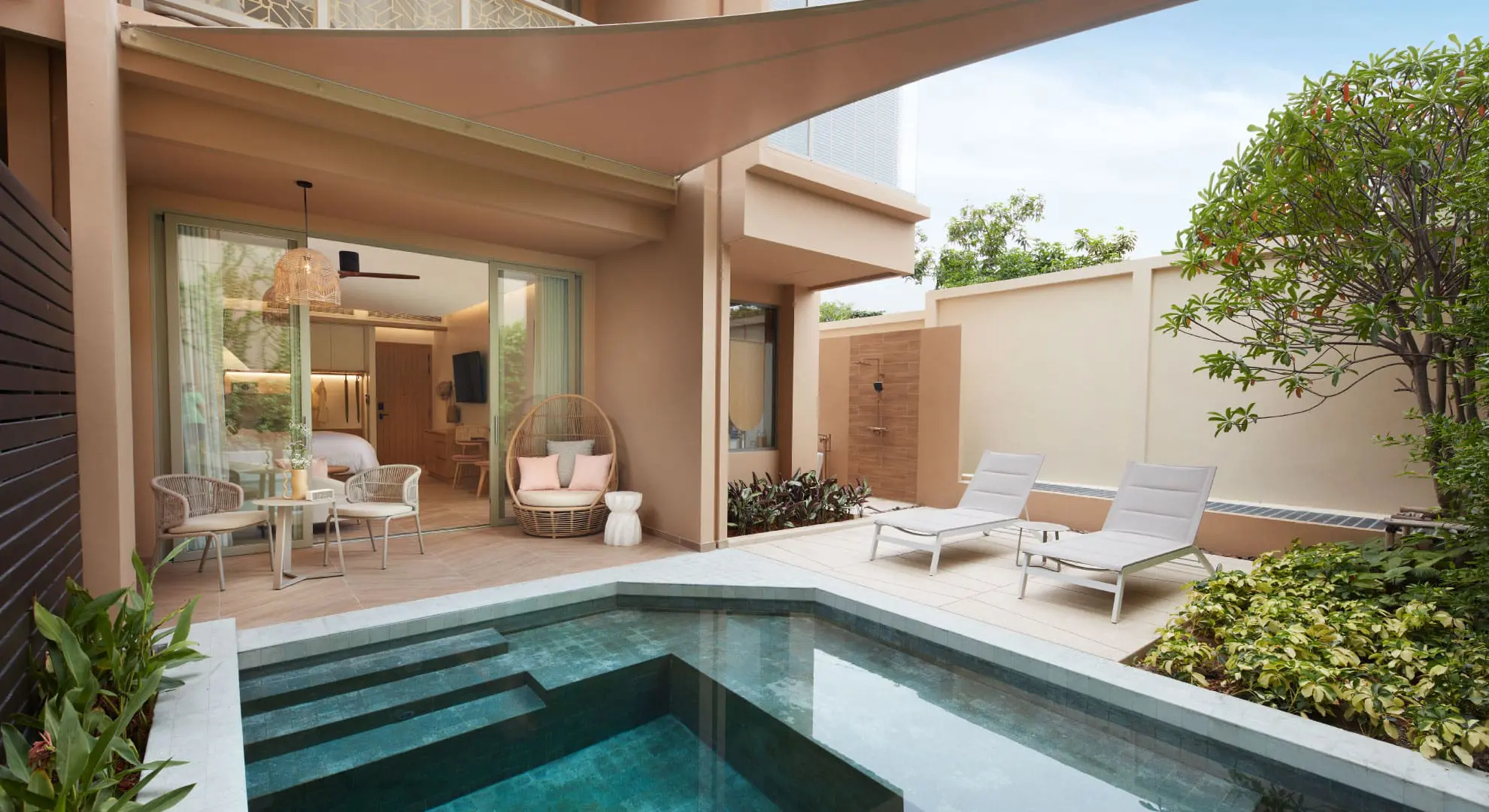Homey with Pool