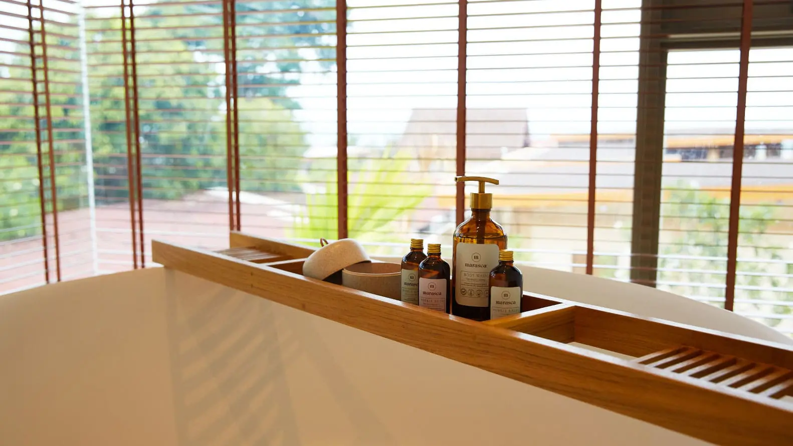 relaxing-bathtub-moments-2