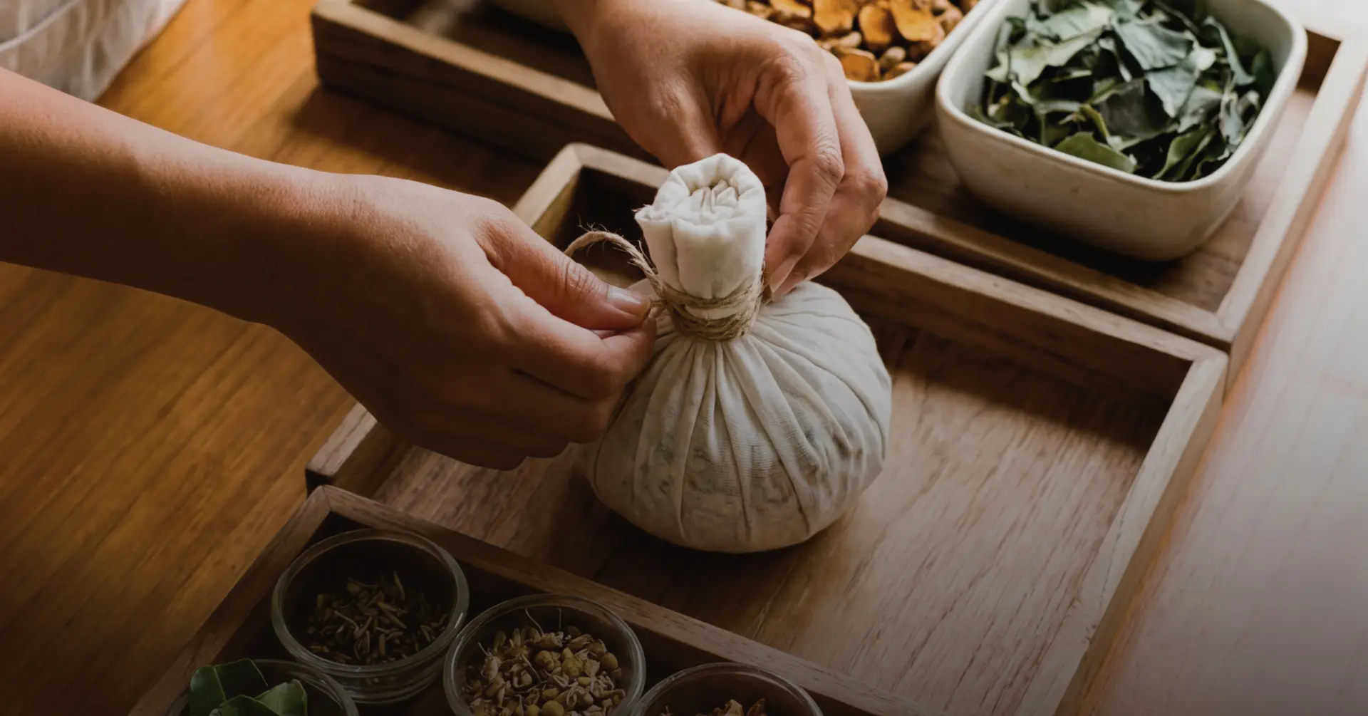 DIY Herbal Compress Workshop