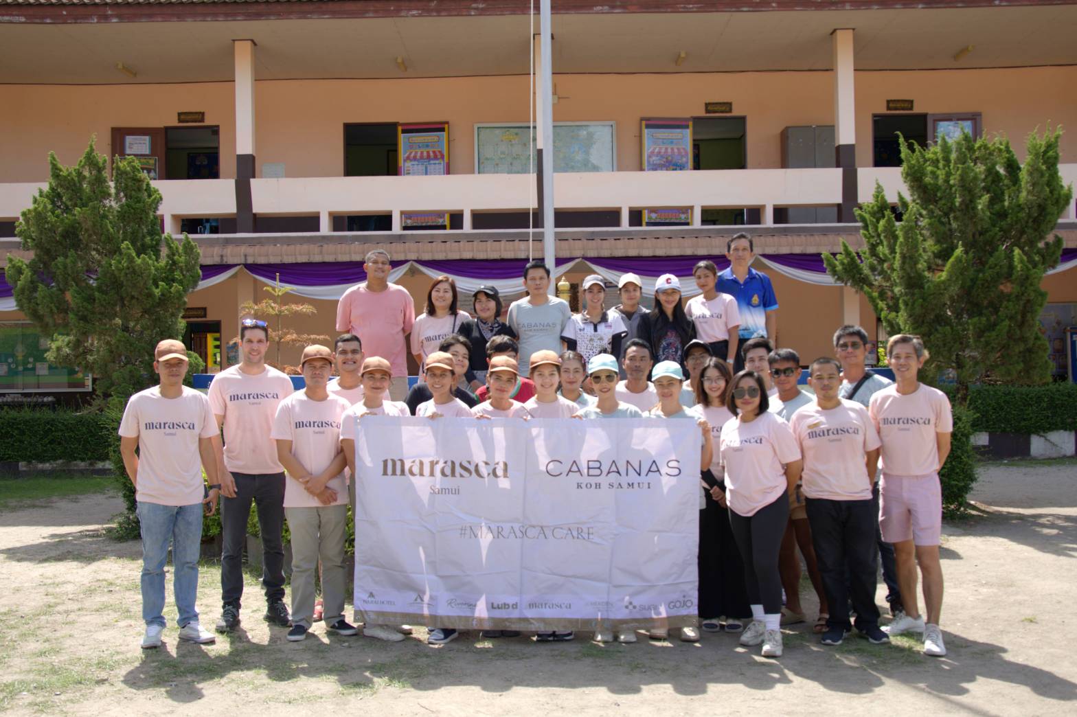 Marasca Samui ทาสีรั้วอาคารเรียนใหม่