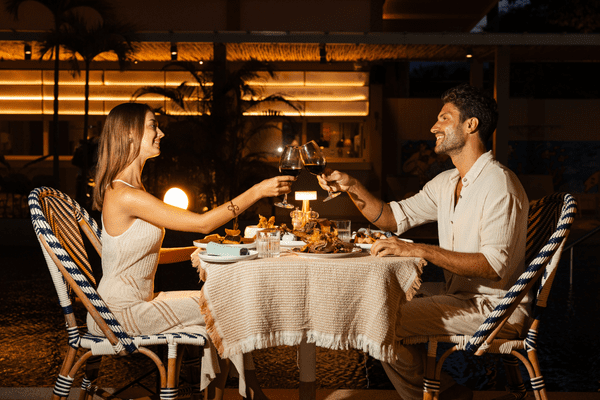 A 3-course candlelit dinner