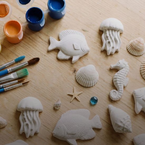 Plaster Magnet Decorating